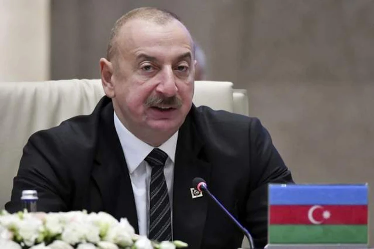 Президент Азербайджану Ільхам Алієв на тлі інформації про таємні переговори РФ та Німеччини у Баку щодо війни в Україні