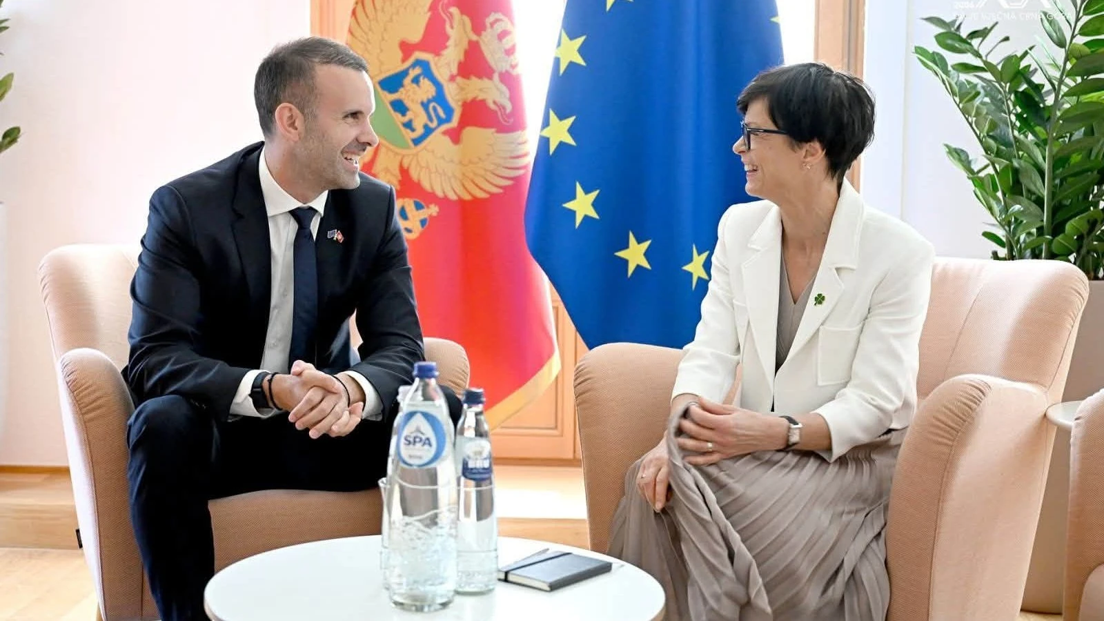 Прем'єр-міністр Чорногорії Мілойко Спаїч та єврокомісарка з питань розширення ЄС Марта Кос під час зустрічі 14 липня 2026
